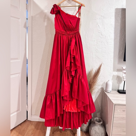 Mac Duggal Bow One Shoulder Ruffle Asymmetric Hem Gown Dress 68027 in 6 Red NWOT - Picture 3 of 7
